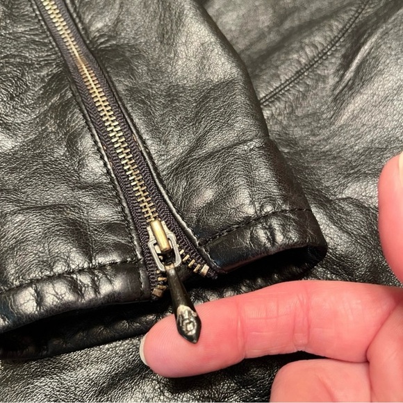 Women’s Harley-Davidson Black Leather Lace Up Side Tie Motorcycle Jacket Size M - Picture 8 of 11